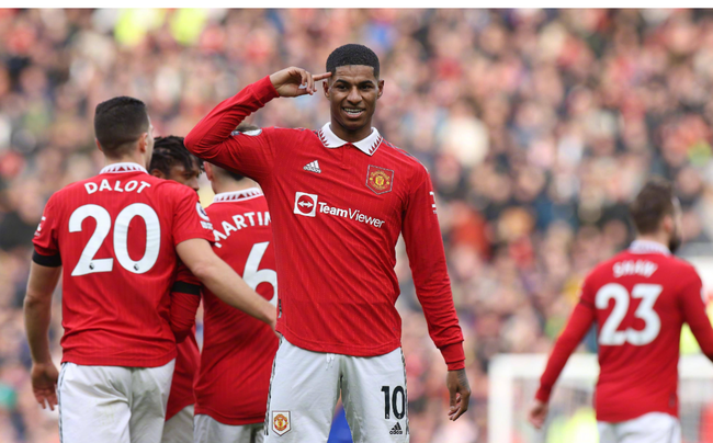 维显然与这 维显然与这