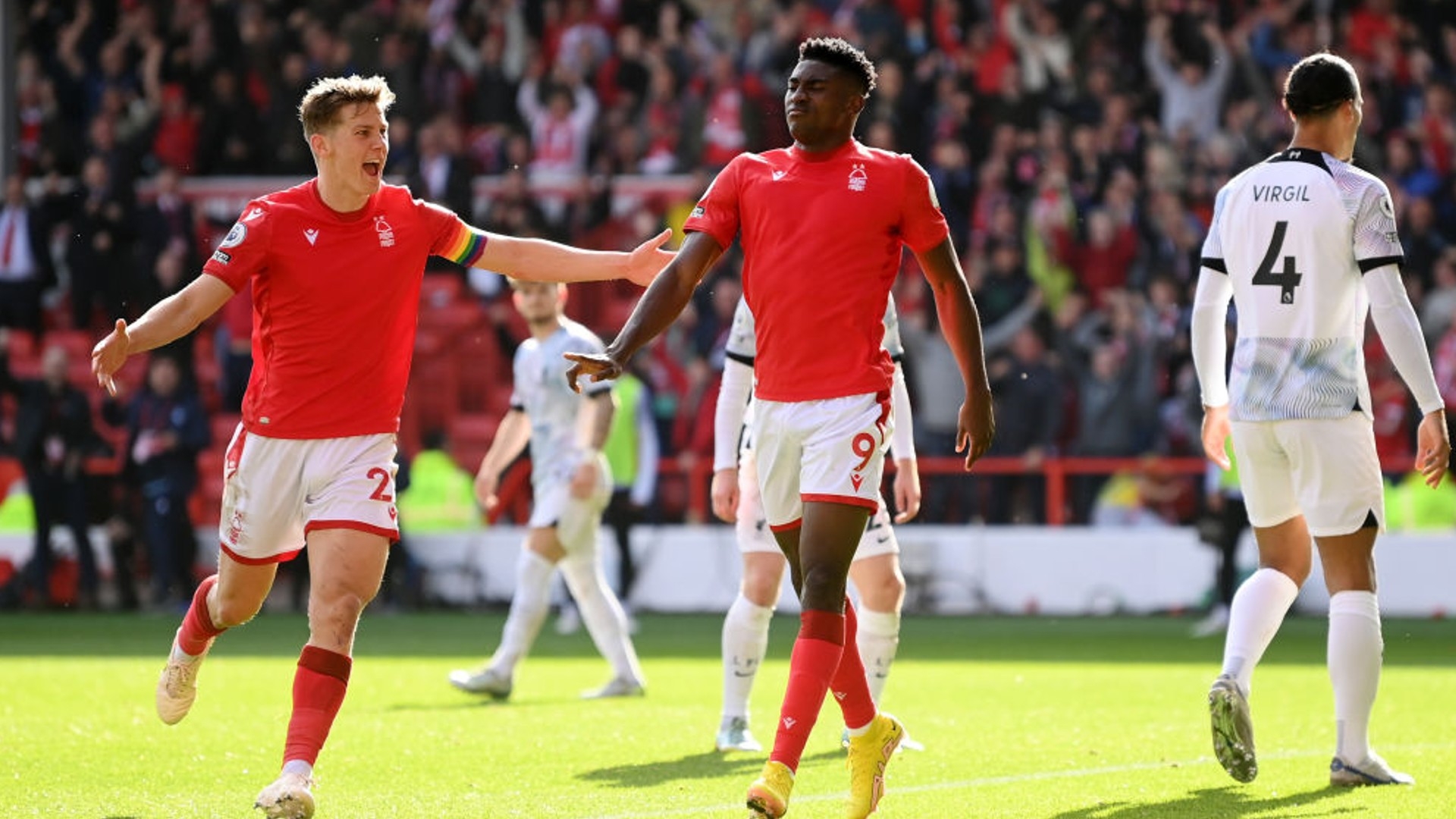 隊的中場核 隊的中場核